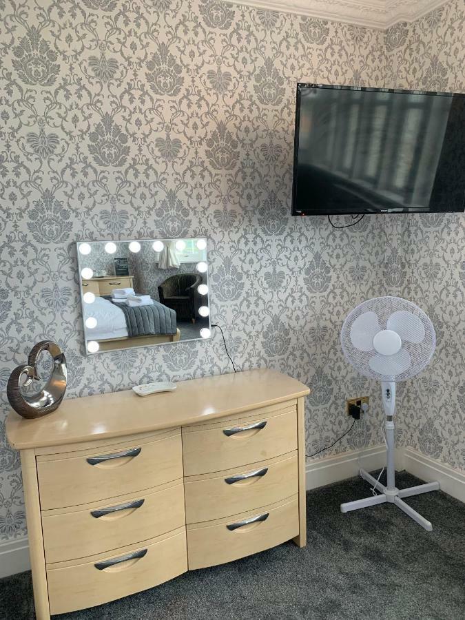 New Boston Guest Accommodation 弗利特伍德 外观 照片